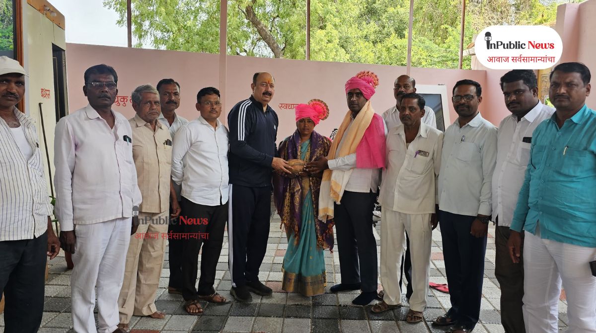 ग्रामपंचायत आरक्षण जाहीर झाले अनं मा.आमदार दिपकआबा साळुंखे पाटील यांचे लोणविरेत बिनविरोध सरपंच