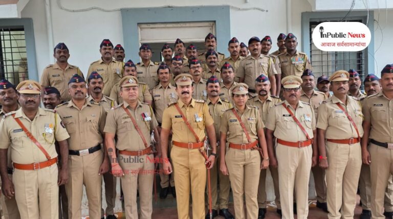 Sangola Police : सांगोला पोलीस स्टेशनमध्ये स्वातंत्र्यदिन उत्साहात साजरा;पो.नि.विनोद घुगे यांच्या नेतृत्वाखाली देशभक्तीचा जल्लोष!