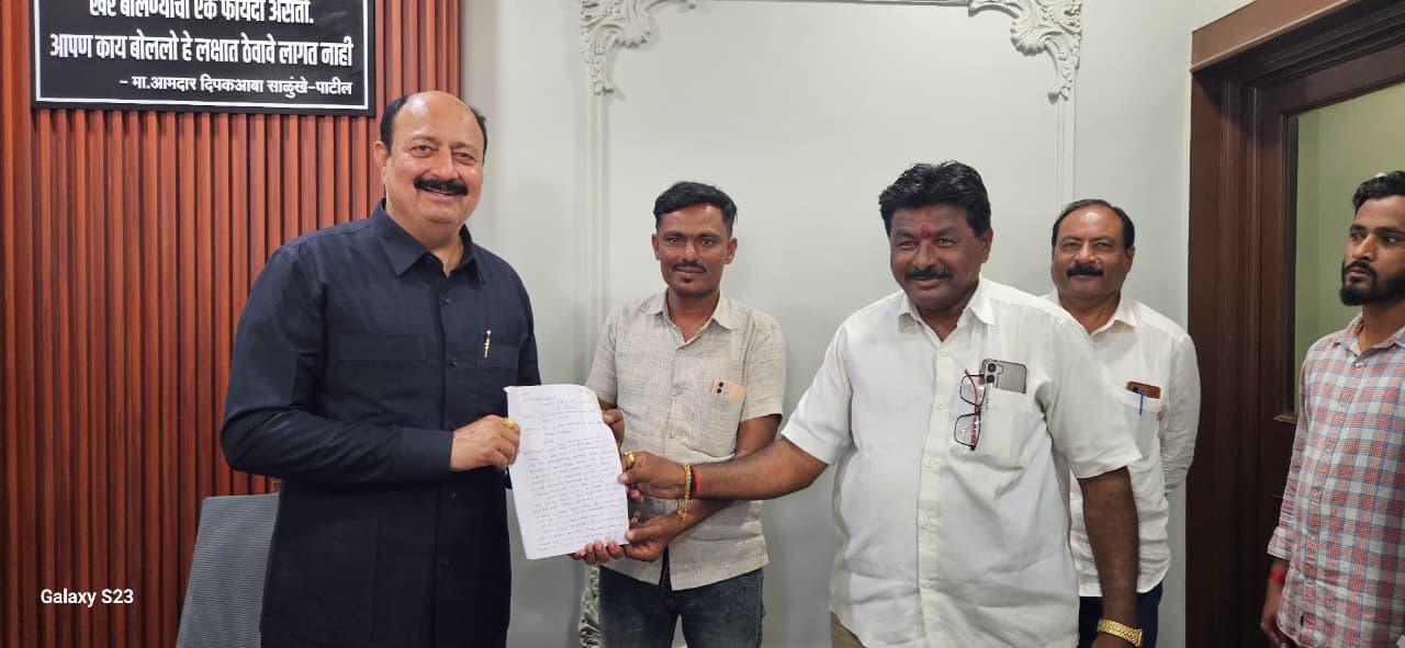 झोपलेल्या गटशिक्षणाधिकारी यांना जागे होण्याची गरज?; जि.प.शाळेत दोन महिन्यापासून एकच शिक्षिका!  