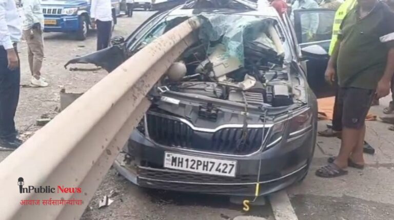 पुणे-मुंबई द्रुतगती मार्गावर भीषण अपघात स्कोडा कार दुभाजकावर आदळली दोघांचा जागीच मृत्यू
