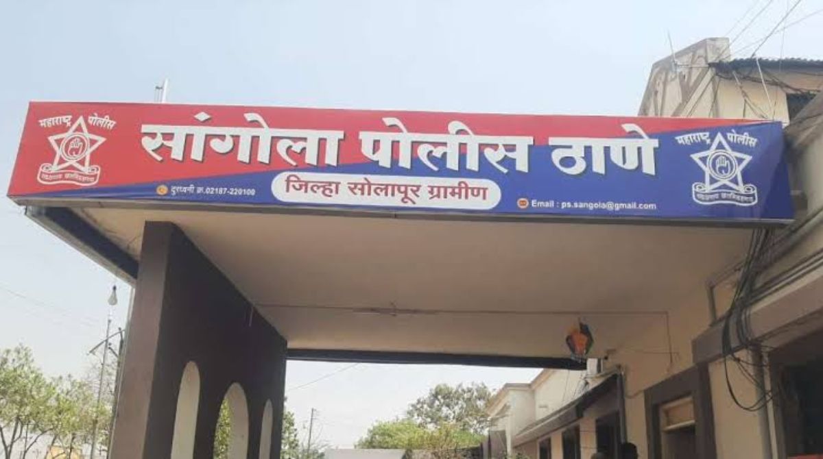 ग्रामपंचायत कार्यालयाला कुलूप; शासकीय कामकाज ठप्प, तिघांविरुद्ध गुन्हा दाखल