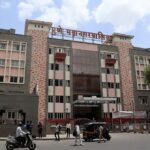 पार्क परिसरात सांडपाणी वाहिनी फुटली; वाहतूक पोलिसांचा इशारा, पर्यायी मार्गांचा वापर करण्याचे आवाहन