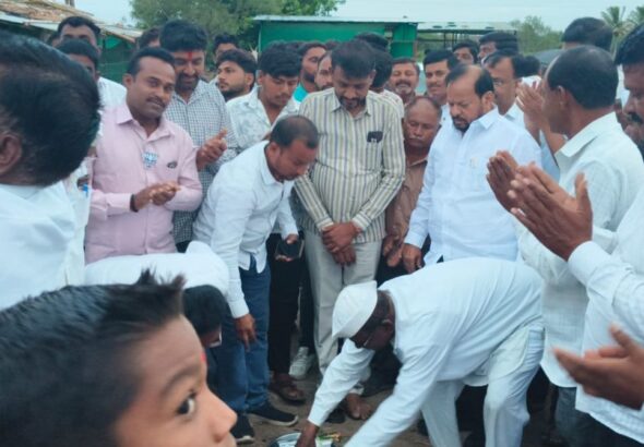 खिलारवाडी–हलदहिवडी  सिमेंट काँक्रीट रस्त्याचे भूमिपूजन व उद्घाटन उत्साहात संपन्न
